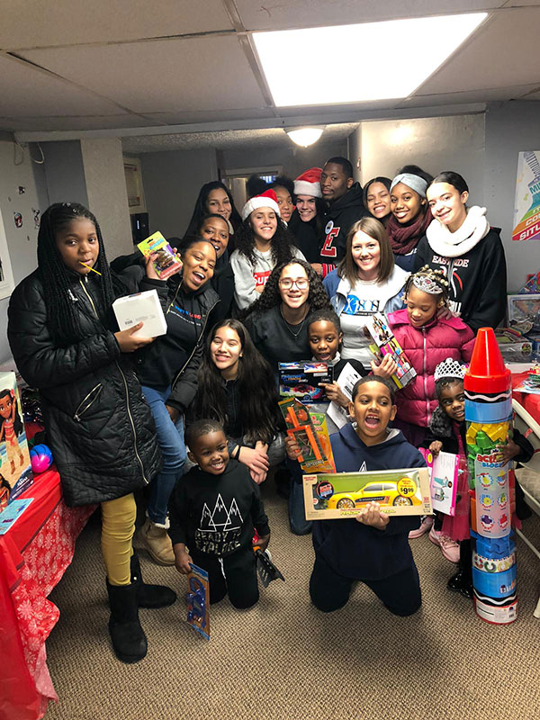 eshs-girlsbasketball-communityservice2020