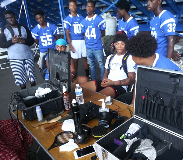 barringer-footballteam-communityservice2020-2