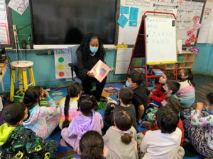 Deputy Superintendent Johnson, Celebrity Read at East Ward Elementary
Ms. Sullivan’s Grade two class