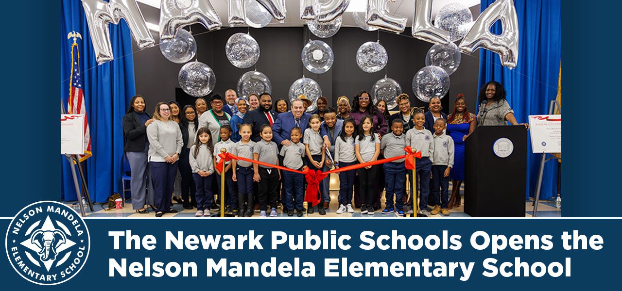 Superintendent Leὀn, Board Members, Councilwoman McIver, Assistant Superintendent Miller, Principal Silver
along with students and staff of Nelson Mandela Elementary School