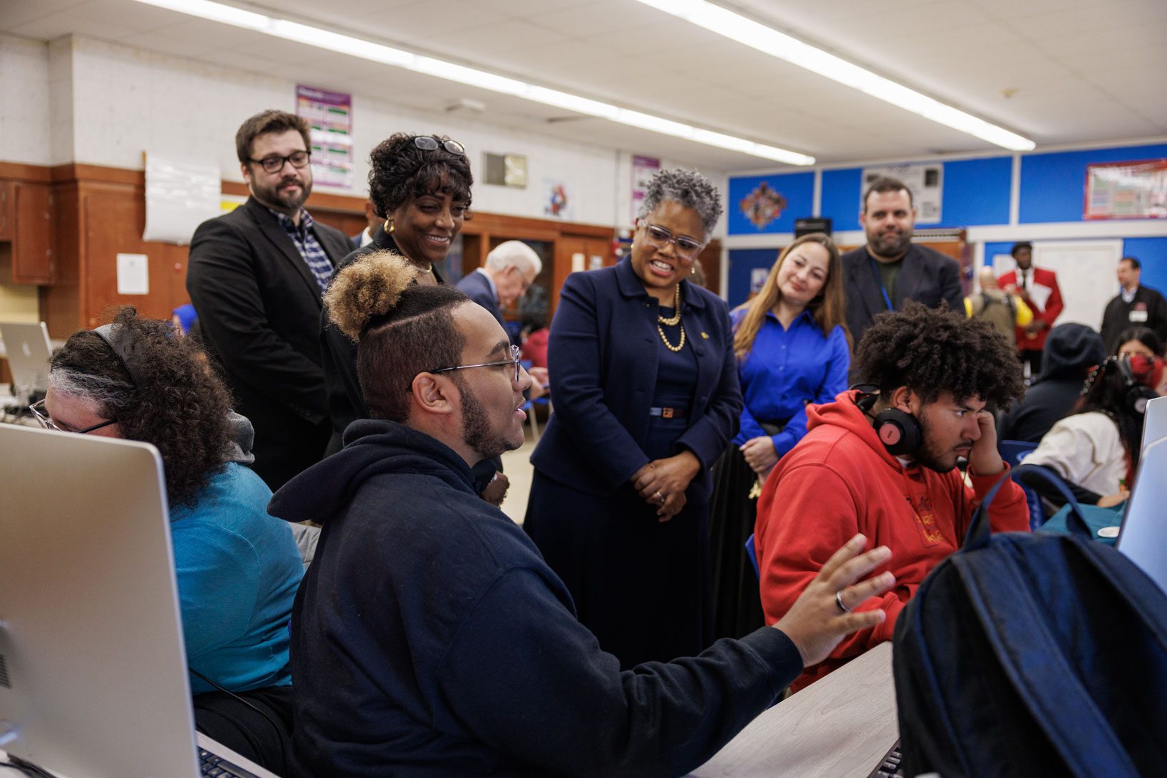 Acting Commissioner Dr. Allen-McMillan visits the Music Technology program at Barringer High School.